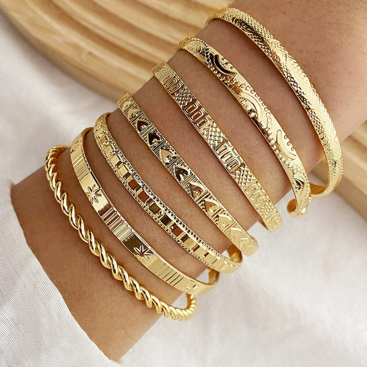 Goldenes Boho Armreif Set