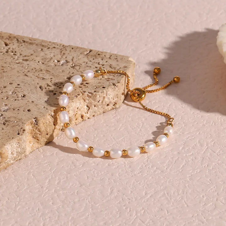 Elegantes Romantisches Perlenarmband