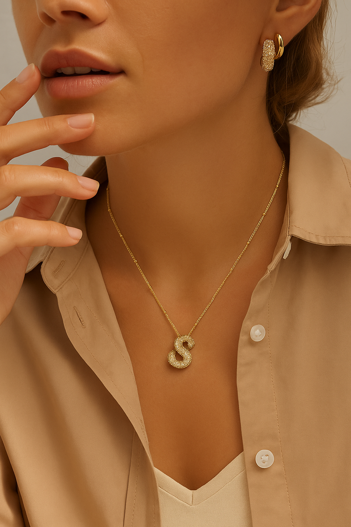 Elegante Goldene Initialen Halskette