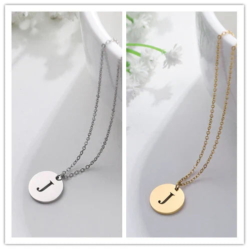 Elegante Goldbuchstaben Anhänger Halskette