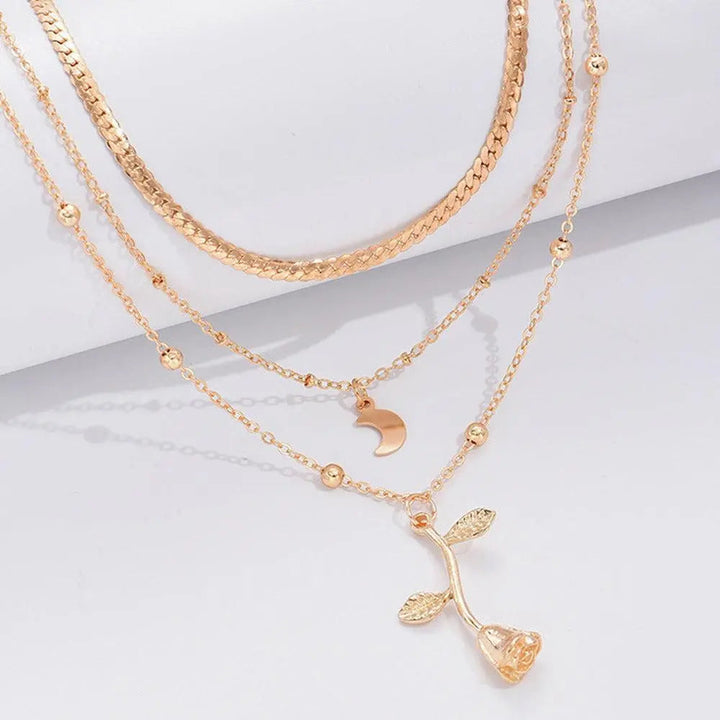 Elegantes Goldenes Rosen Anhänger Ketten Set