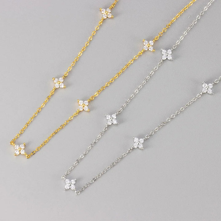 Glänzendes Glücksklee Set