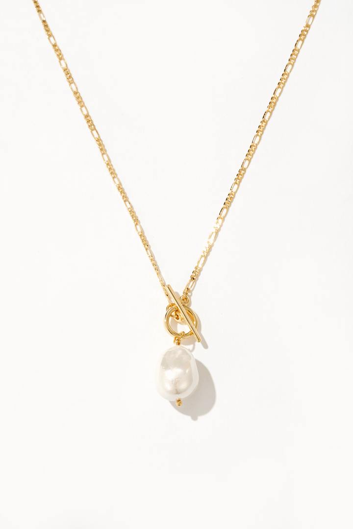 Elegante Goldene Perlen Halskette