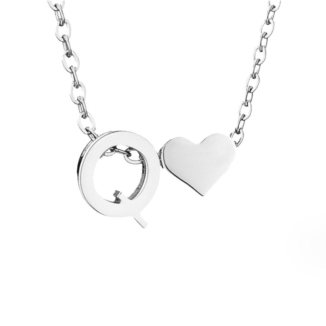 Zeitlose Initialen Halskette mit Herz Charm